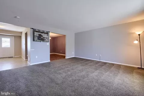 Living - 504 Longview Dr, Reading, PA 19608 photo 1 of 5
