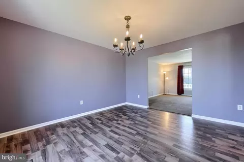 Entry Way - 504 Longview Dr, Reading, PA 19608 photo 3 of 9