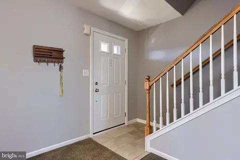 Entry Way - 504 Longview Dr, Reading, PA 19608 photo 1 of 9