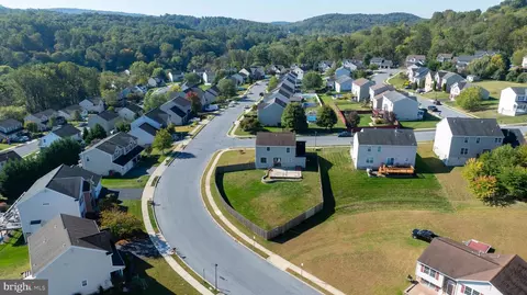 View/Area - 504 Longview Dr, Reading, PA 19608 photo 11 of 12