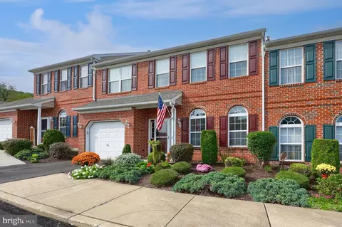 Exterior - 2 Newlin Way, Reading, PA 19607 photo 2 of 7