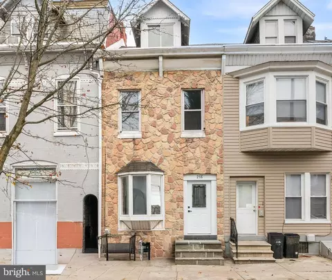 216 N 11th St, Reading, PA 19601