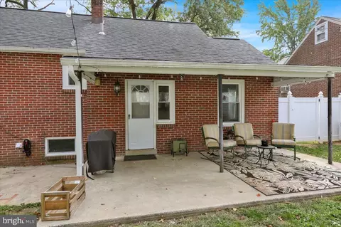 Exterior - 549 Meade Tc, Reading, PA 19607 photo 6 of 8
