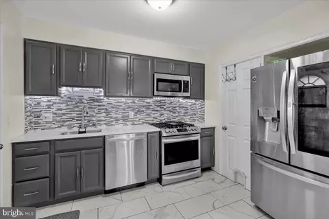 Kitchen - 549 Meade Tc, Reading, PA 19607 photo 1 of 2