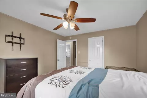 Bedroom - 549 Meade Tc, Reading, PA 19607 photo 2 of 6