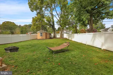Exterior - 549 Meade Tc, Reading, PA 19607 photo 5 of 8