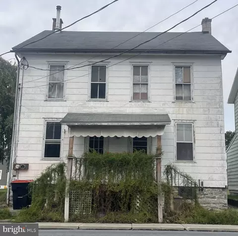 115 Chestnut St, Mohrsville, PA 19541