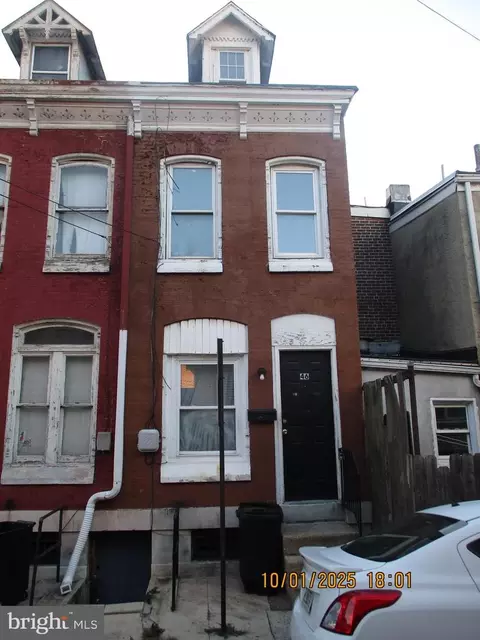 46 Mulberry St, Reading, PA 19601