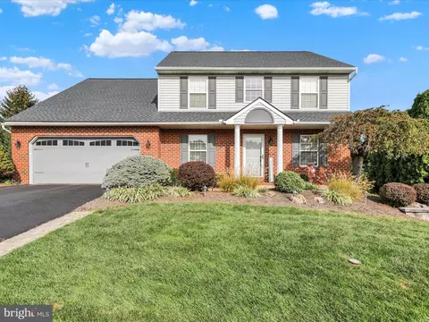 2306 Overland Ave, Reading, PA 19608