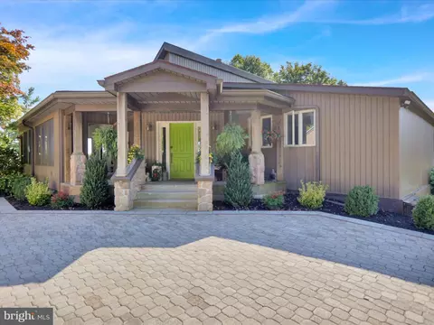 329 Wolf Creek Rd, Bernville, PA 19506