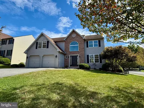 37 Connecticut Ave, Reading, PA 19608