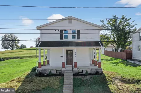 210 Wentz St, Kutztown, PA 19530