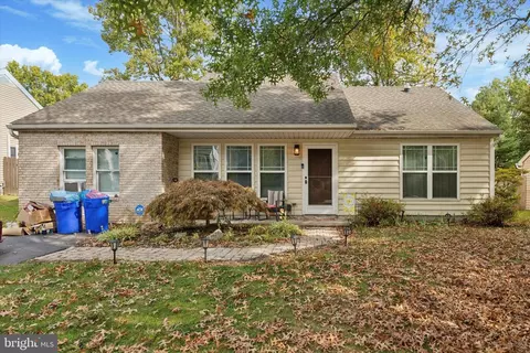 4482 Heron Dr, Reading, PA 19606