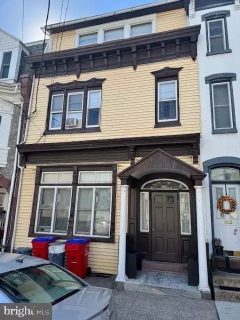 38 N 4th St, Hamburg, PA 19526