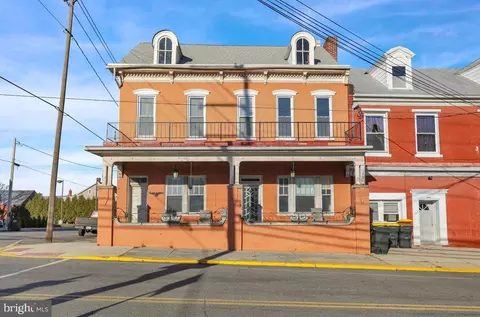 161 W High St, Womelsdorf, PA 19567