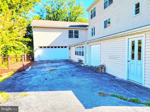 1018 Crestview Ave, Shillington, PA 19607 photo 46