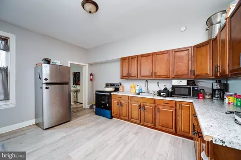 245 Chestnut St, Reading, PA 19611 photo 9