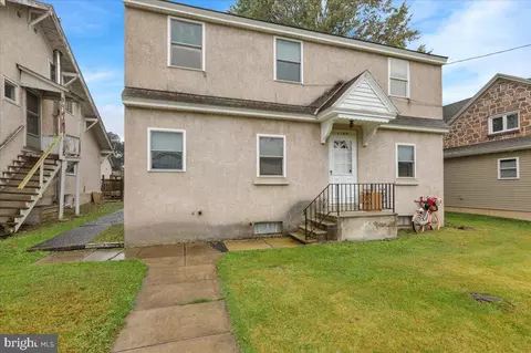 1164 E Main St, Douglassville, PA 19518