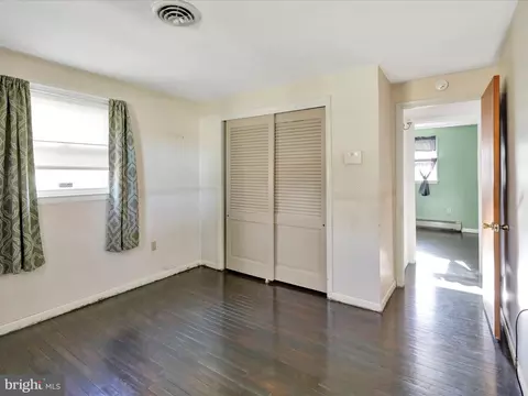 Bedroom - 3908 Reading Crest Ave, Reading, PA 19605 photo 6 of 6
