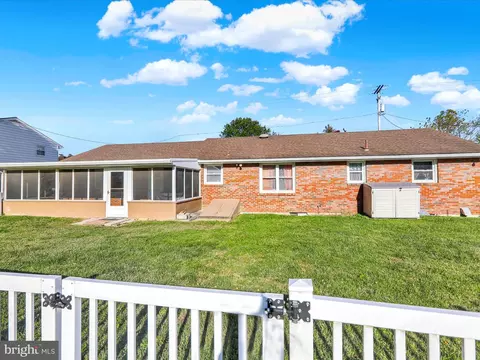 Exterior - 3908 Reading Crest Ave, Reading, PA 19605 photo 7 of 9