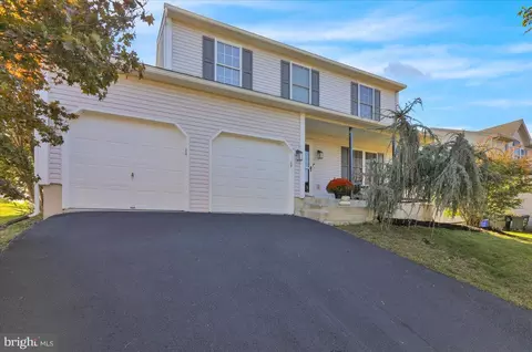 4536 Del Mar Dr, Reading, PA 19606