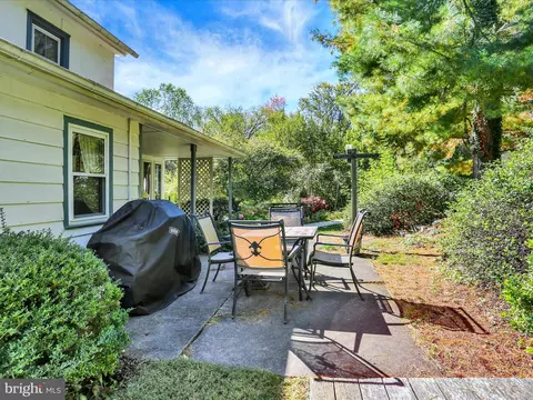 Exterior - 31 Imperial Dr, Reading, PA 19607 photo 8 of 21