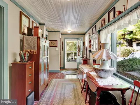 Entry Way - 31 Imperial Dr, Reading, PA 19607 photo 1 of 5