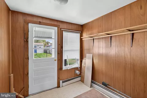 Entry Way - 135 Barto Rd, Barto, PA 19504 photo 5 of 5