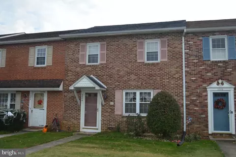 2004 Hale Ct, Reading, PA 19610