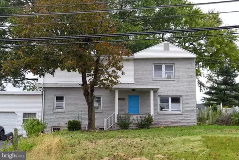 404 Lorane Rd, Reading, PA 19606