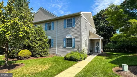 611 Maplewood Ave, Mohnton, PA 19540