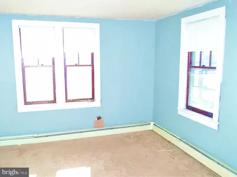 733 E Philadelphia Ave, Reading, PA 19607 photo 11