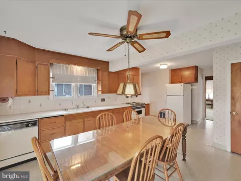 Kitchen - 705 Cameron St, Reading, PA 19607 photo 2 of 2