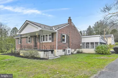 986 Fritztown Rd, Reading, PA 19608