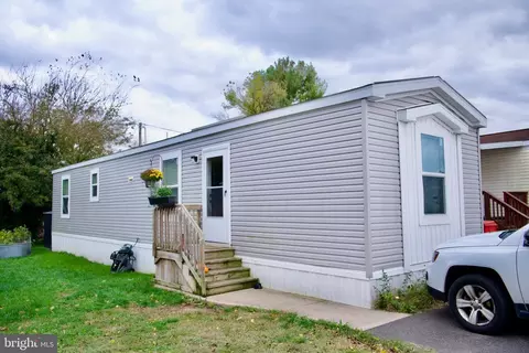 30 Keystone Rd, Reading, PA 19606 photo 1
