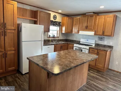 22 Apache Run, Barto, PA 19504 photo 3