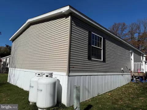 22 Apache Run, Barto, PA 19504 photo 18