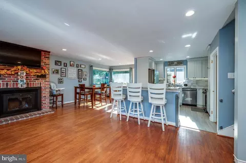 Entry Way - 118 Octagon Ave, Sinking Spring, PA 19608 photo 1 of 5