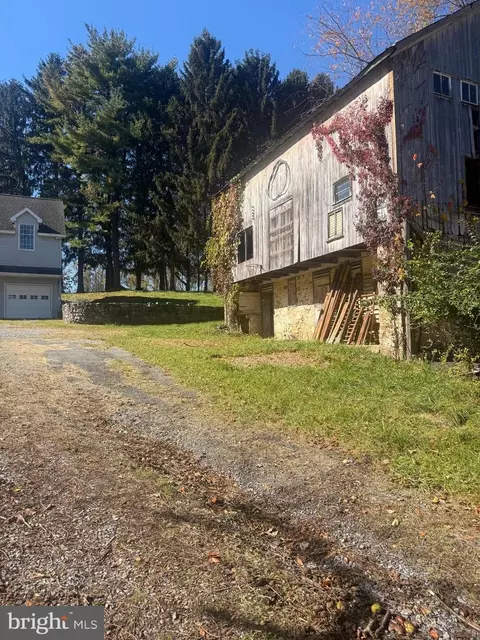 212 Keller Rd, Fleetwood, PA 19522