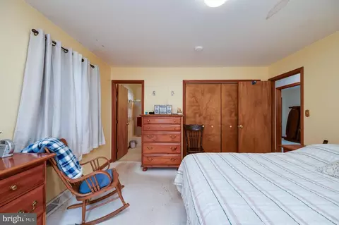 Bedroom - 1355 Liggett Ave, Reading, PA 19607 photo 2 of 9