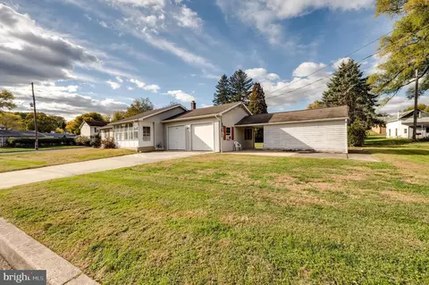 1355 Liggett Ave, Reading, PA 19607