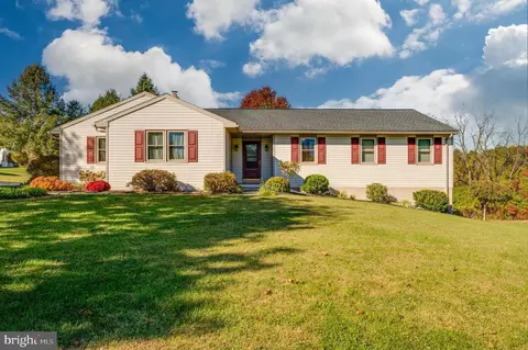1001 Mill Rd, Leesport, PA 19533