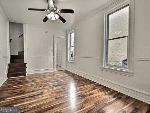 Living - 122 W Oley St, Reading, PA 19601 photo 8 of 15
