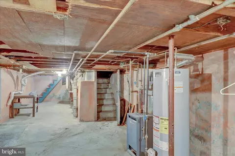 Entry Way - 1016 Oley St, Reading, PA 19604 photo 5 of 5