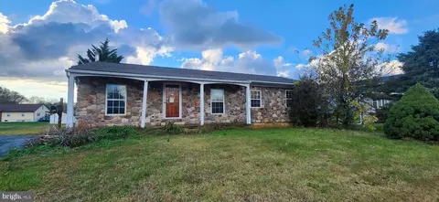226 Elwyn, Sinking Spring, PA 19608