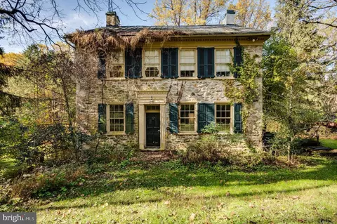312 Blandon Rd, Fleetwood, PA 19522