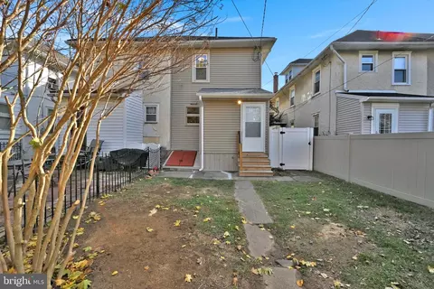 Exterior - 27 Pennsylvania Ave, Shillington, PA 19607 photo 6 of 7