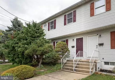 202 Gregg Ave, Reading, PA 19611