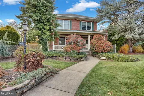 4100 Kutztown Rd, Temple, PA 19560