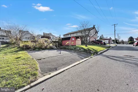 Exterior - 120 S Miller St, Reading, PA 19607 photo 10 of 10